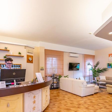 Hotel Selene - Vista Mare Riccione Extérieur photo