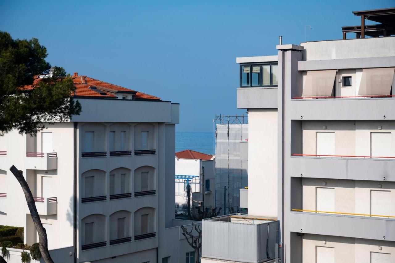 Hotel Selene - Vista Mare Riccione Extérieur photo
