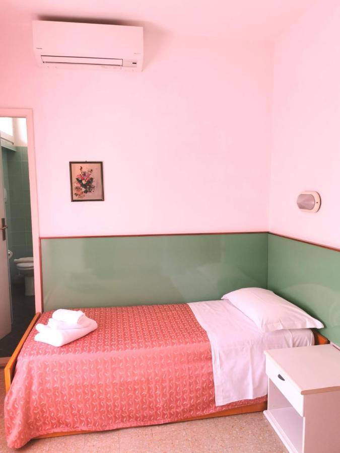 Hotel Selene - Vista Mare Riccione Chambre photo
