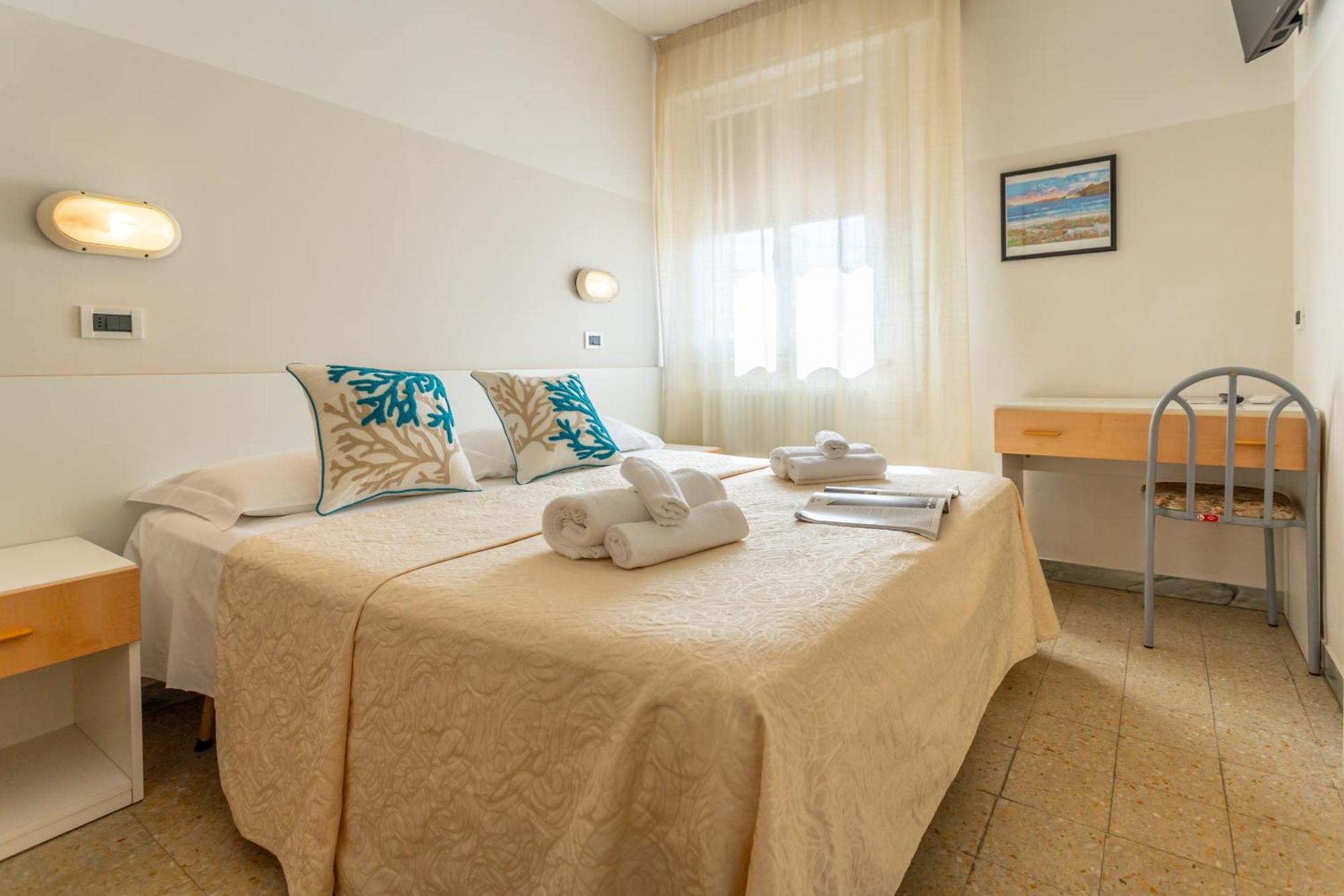 Hotel Selene - Vista Mare Riccione Extérieur photo